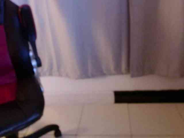 AgathaSmile webcam