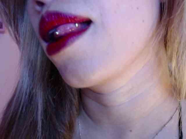 AgathaSmile webcam
