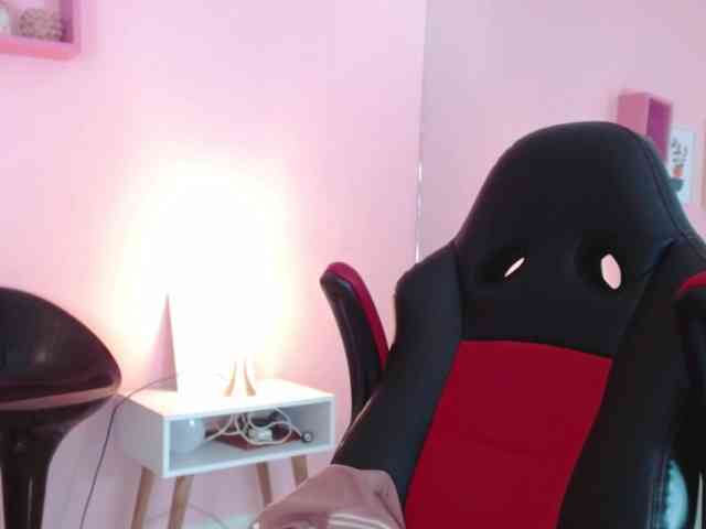 AgathaSmile webcam