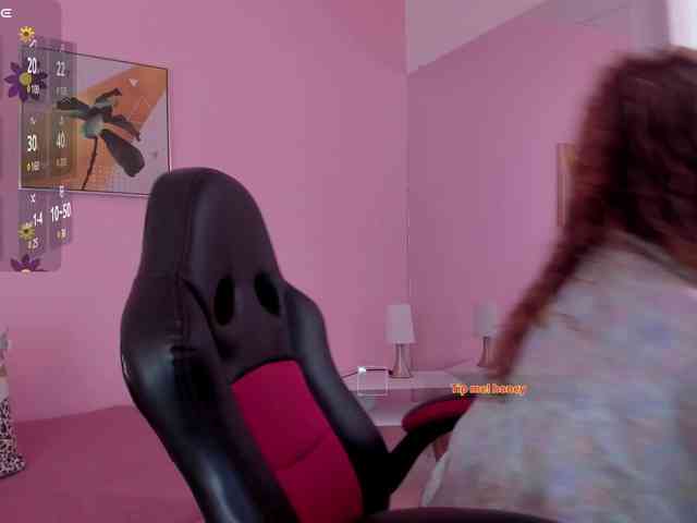 AgathaSmile webcam