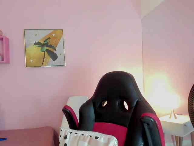 AgathaSmile webcam