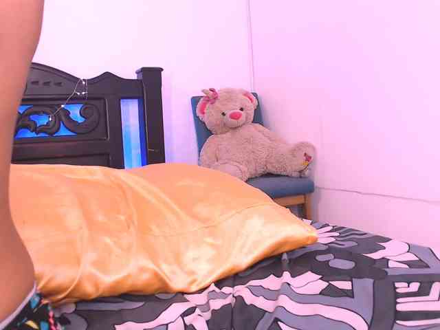 zararose webcam