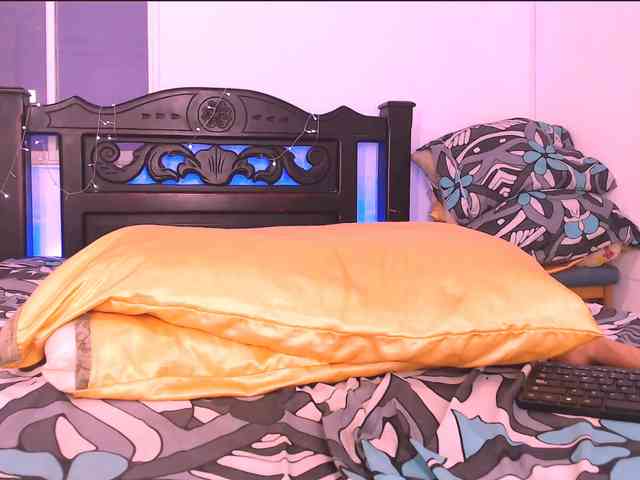 zararose webcam