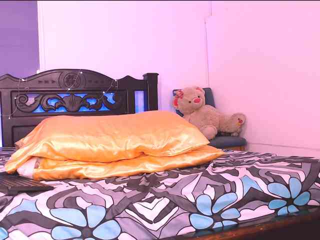 zararose webcam
