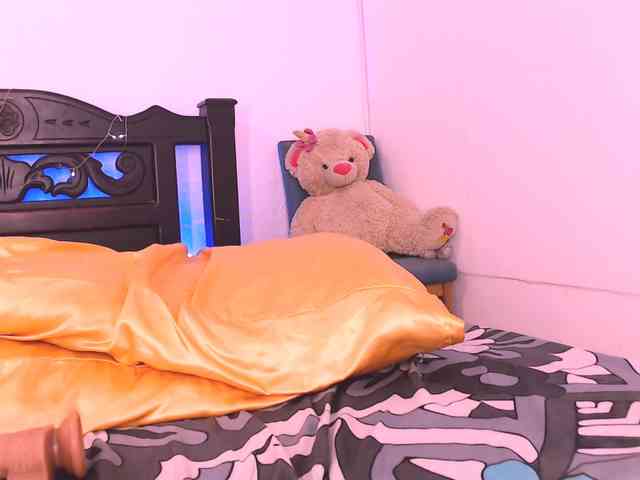 zararose webcam