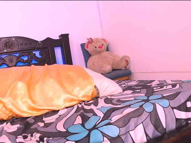 zararose webcam