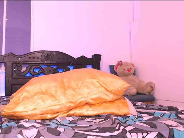 zararose webcam