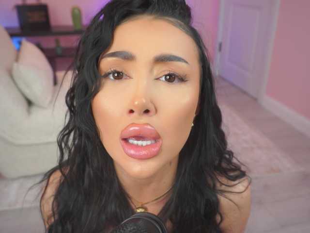 ZennySings's BongaCams show and profile