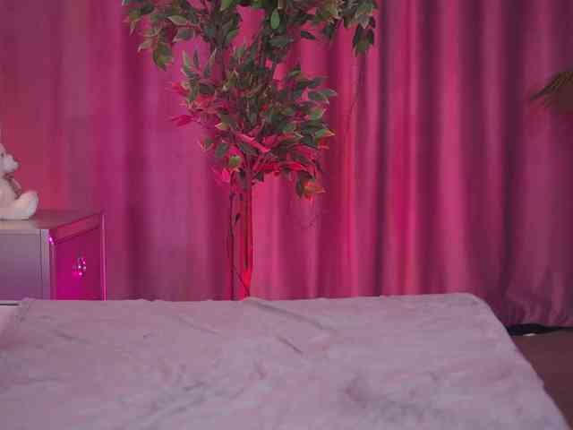 ZennySings webcam
