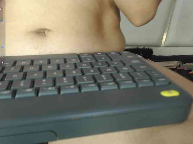 SoniaDevine webcam