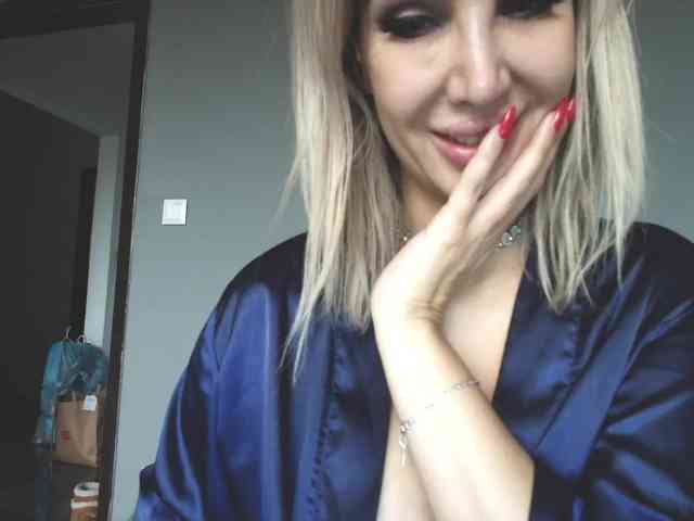 SensualGoddess webcam