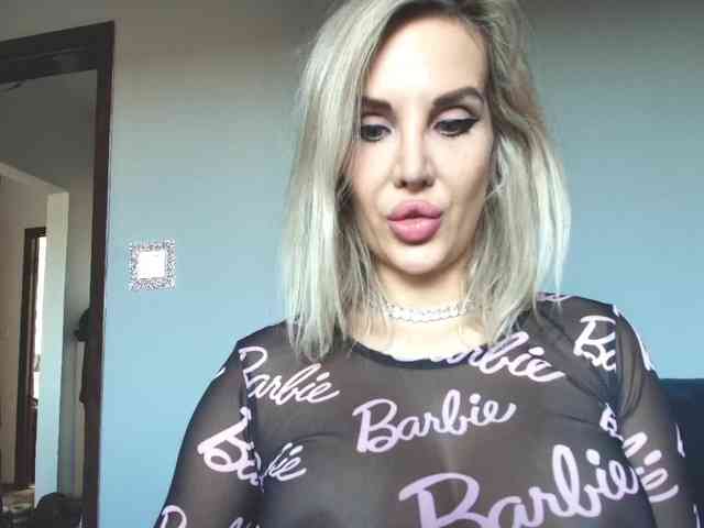 SensualGoddess webcam