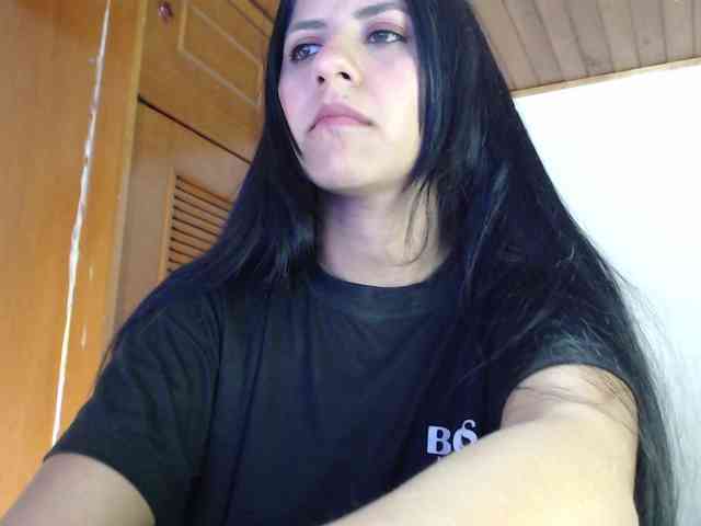 online chat room Hilari18