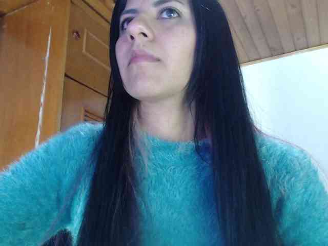 hilari18 webcam