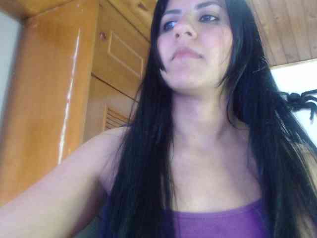 hilari18 webcam