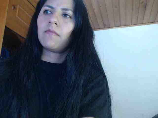 hilari18 webcam