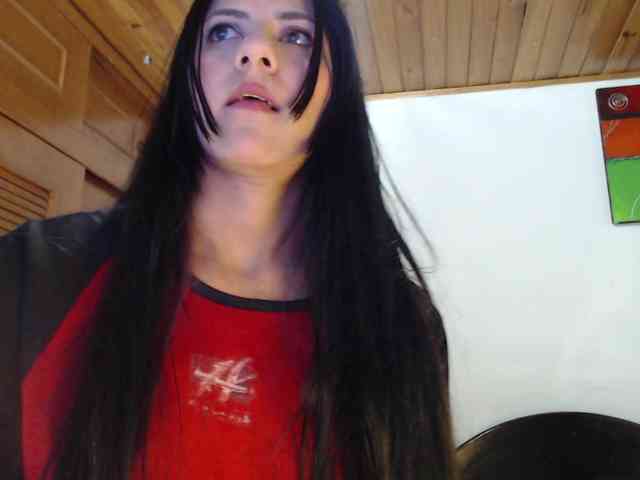 hilari18 webcam