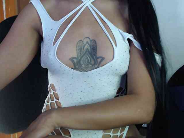 hilari18 webcam