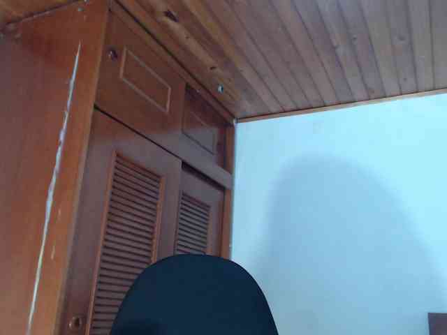 hilari18 webcam