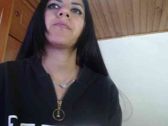 hilari18 webcam