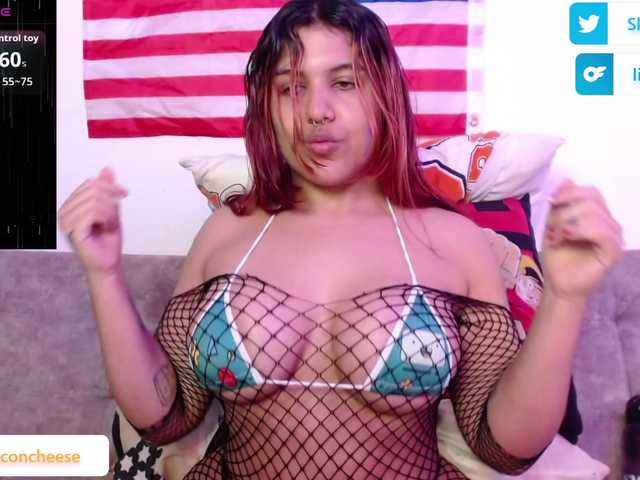 Lilbacon's BongaCams show and profile