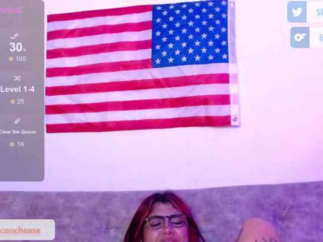 Lilbacon webcam