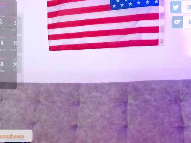Lilbacon webcam