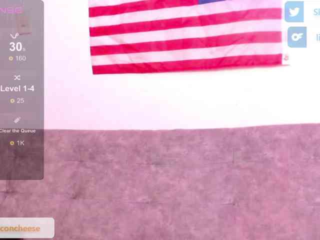 Lilbacon webcam