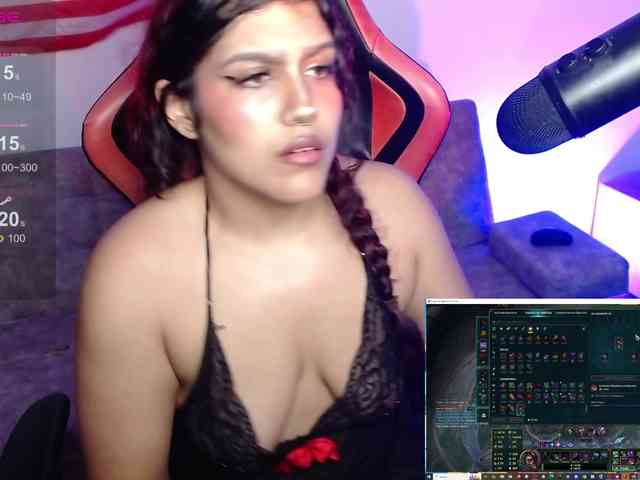 Lilbacon webcam