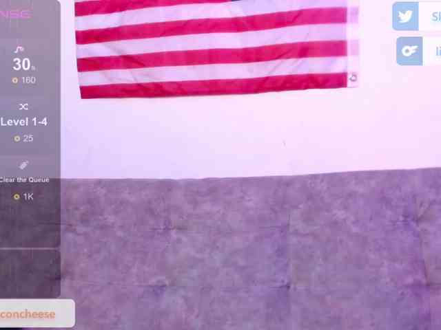 Lilbacon webcam