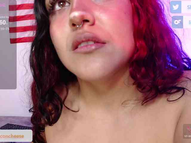 Lilbacon webcam