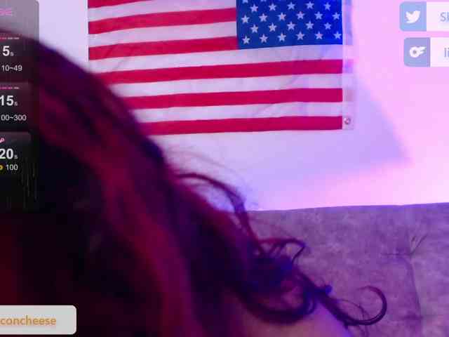 Lilbacon webcam