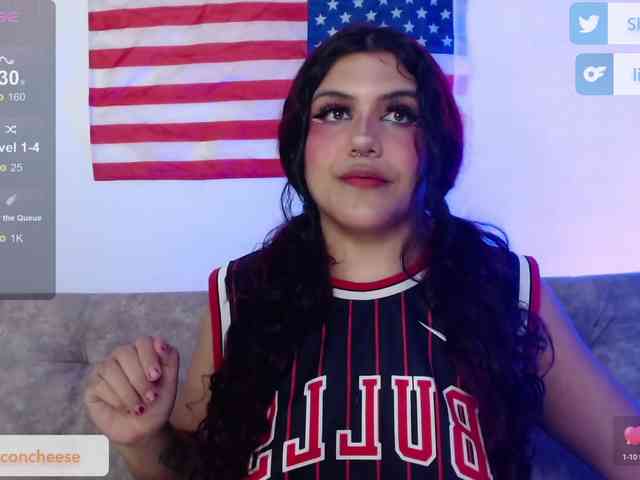 Lilbacon webcam