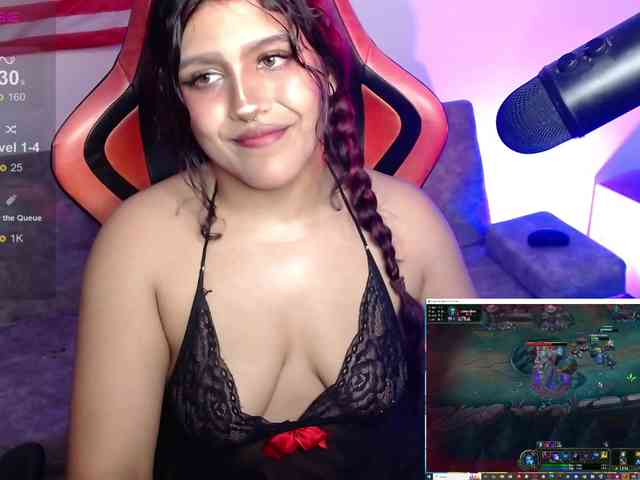 Lilbacon webcam