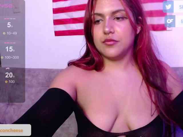 Lilbacon webcam