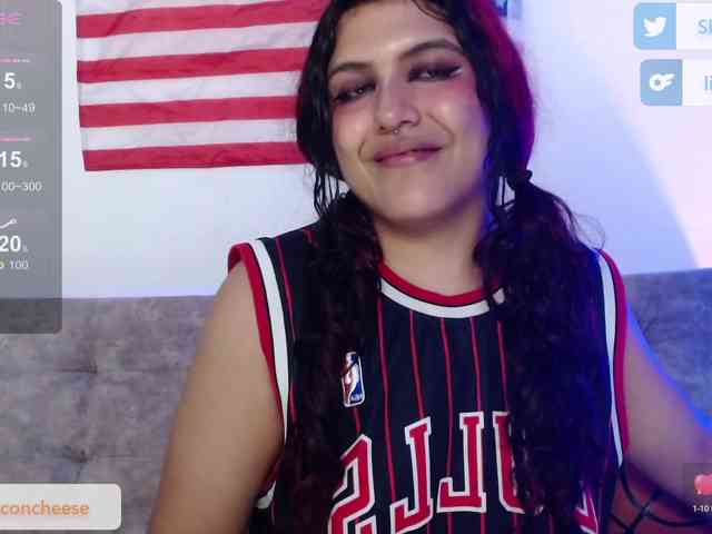 Lilbacon webcam