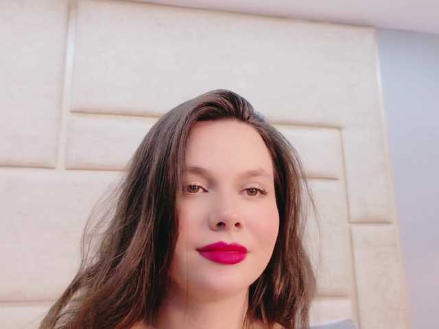 RubyScarlett's BongaCams show and profile