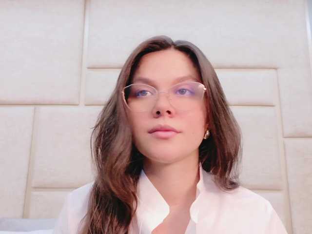 RubyScarlett's BongaCams show and profile