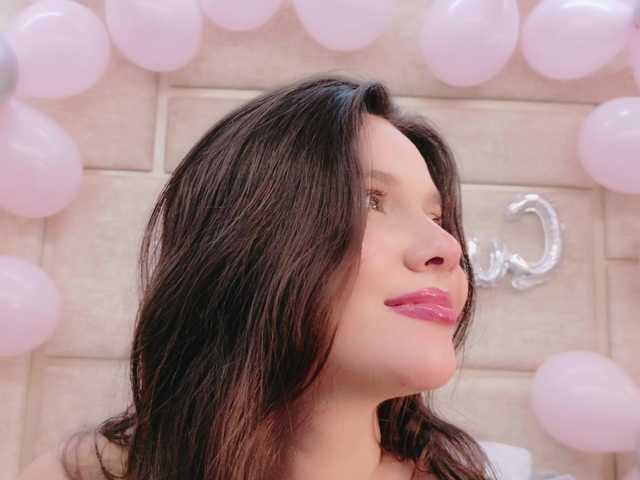 RubyScarlett's BongaCams show and profile