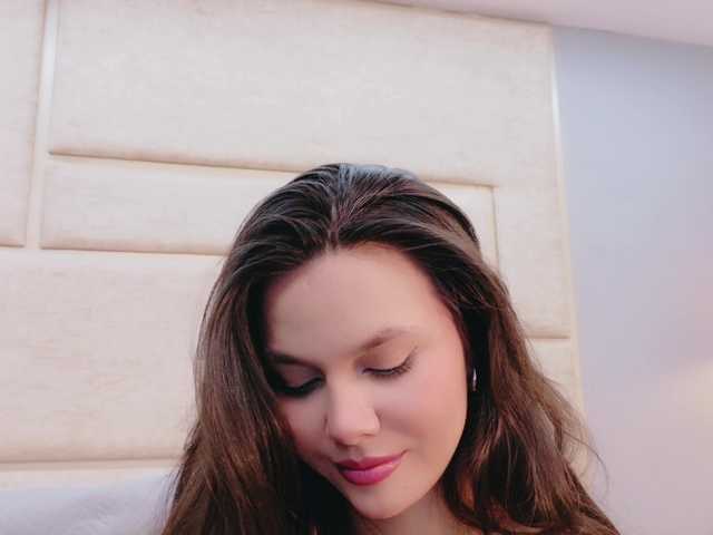 RubyScarlett's BongaCams show and profile