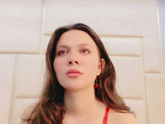 RubyScarlett's BongaCams show and profile