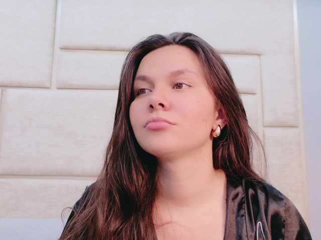 RubyScarlett's BongaCams show and profile