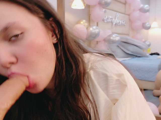 RubyScarlett's BongaCams show and profile