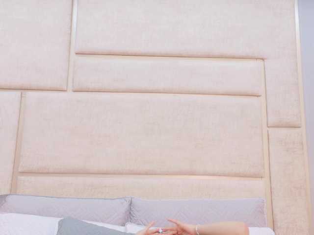 RubyScarlett's BongaCams show and profile