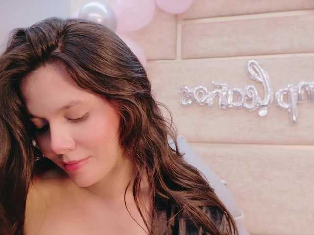 RubyScarlett's BongaCams show and profile