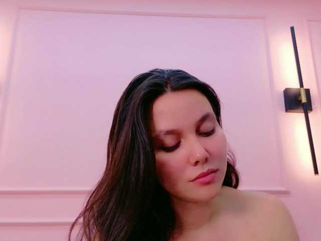 RubyScarlett's BongaCams show and profile