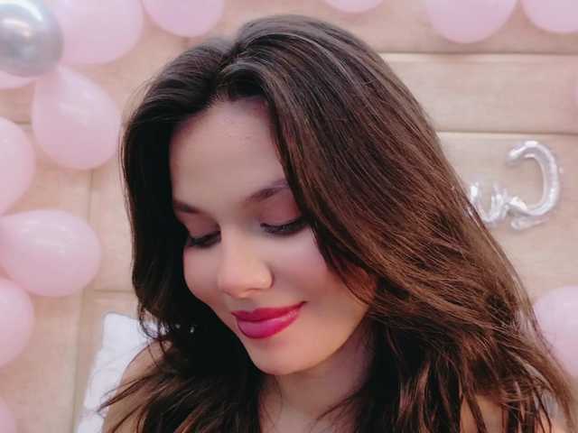 RubyScarlett's BongaCams show and profile