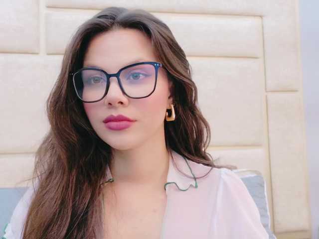 RubyScarlett's BongaCams show and profile