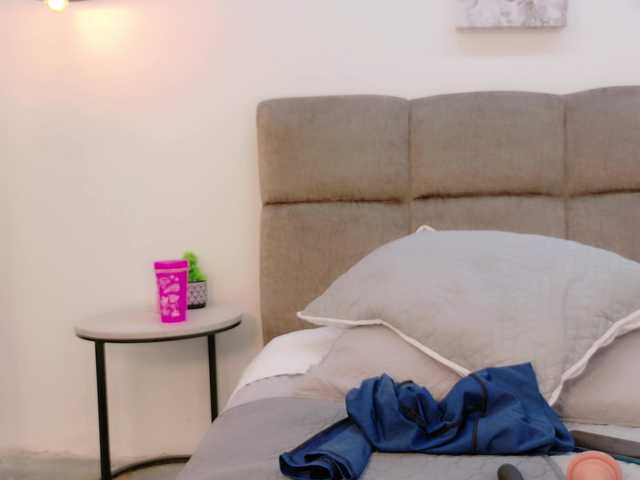 RubyScarlett's BongaCams show and profile