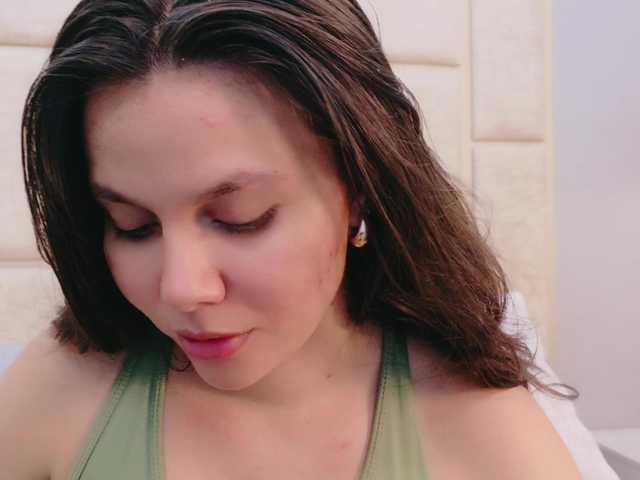 RubyScarlett's BongaCams show and profile